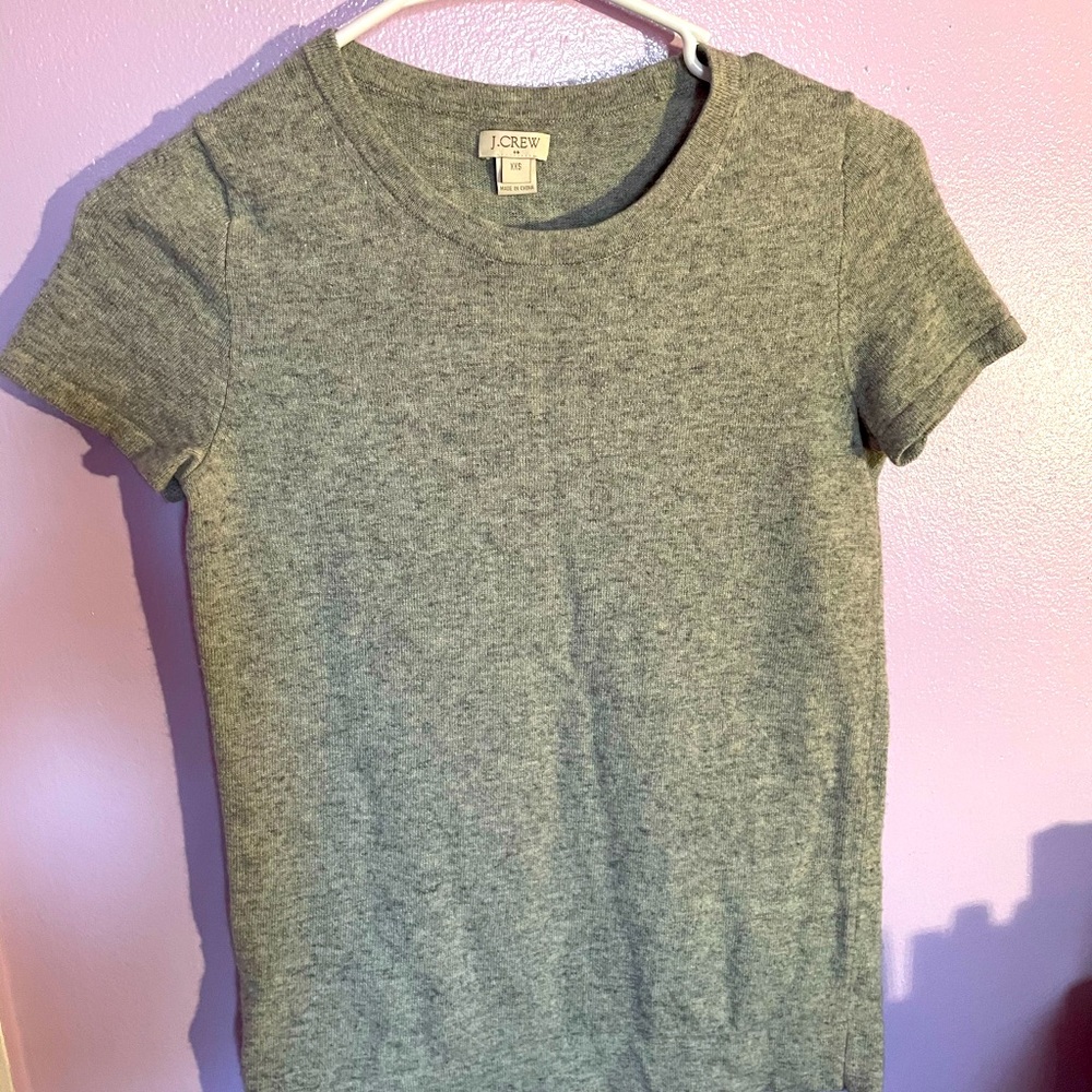 Soft gray top